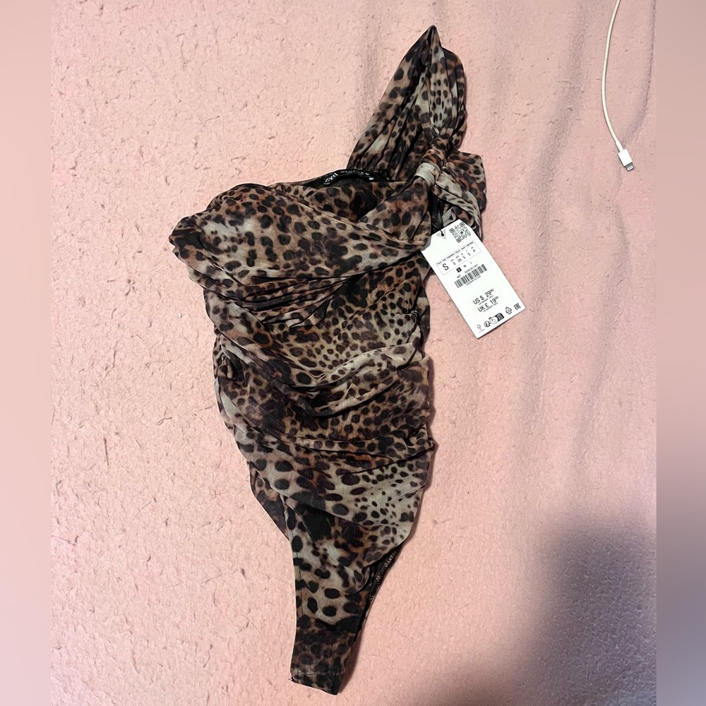 Zara leopard bodysuit